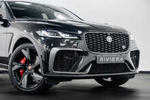 Jaguar F-PACE P550 V8 SVR