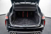 Jaguar F-PACE P550 V8 SVR