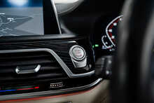 BMW 7 Series 730d MHT M Sport