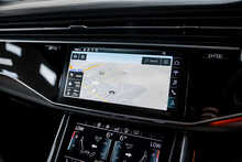 Audi RSQ8 TFSI V8 Vorsprung