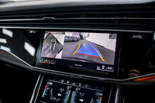 Audi RSQ8 TFSI V8 Vorsprung