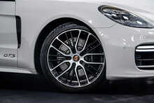 Porsche Panamera T V8 GTS