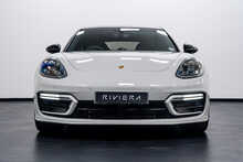 Porsche Panamera T V8 GTS