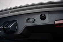 Porsche Panamera T V8 GTS