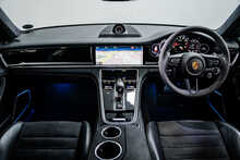 Porsche Panamera T V8 GTS