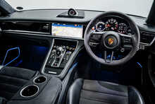 Porsche Panamera T V8 GTS