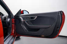 Jaguar F-Type i R-Dynamic