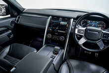 Land Rover Discovery D300 MHEV R-Dynamic HSE