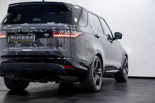 Land Rover Discovery D300 MHEV R-Dynamic HSE