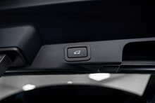 Land Rover Range Rover Sport P575 V8 SVR Carbon Edition