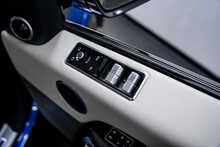 Land Rover Range Rover Sport P575 V8 SVR Carbon Edition