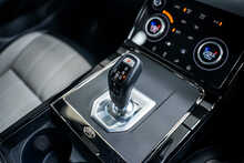 Land Rover Range Rover Evoque P250 MHEV R-Dynamic S
