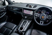 Porsche Macan T V6 S
