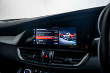 Alfa Romeo Giulia T Veloce