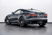 Jaguar F-Type V6 Chequered Flag