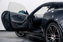 Jaguar F-Type V6 Chequered Flag