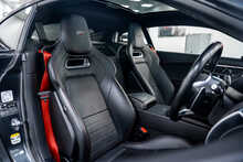 Jaguar F-Type V6 Chequered Flag