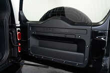 Land Rover Defender 90 D250 MHEV X-Dynamic HSE