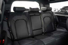 Land Rover Defender 90 D250 MHEV X-Dynamic HSE