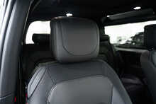 Land Rover Defender 90 D250 MHEV X-Dynamic HSE