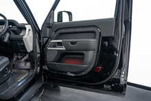 Land Rover Defender 90 D250 MHEV X-Dynamic HSE