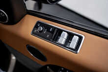 Land Rover Range Rover Sport P400e HSE Dynamic