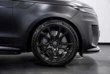 Land Rover Range Rover Sport P635 V8 MHEV SV Edition One Gloss