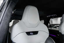 Land Rover Range Rover Sport P635 V8 MHEV SV Edition One Gloss