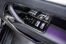 Land Rover Range Rover Sport P635 V8 MHEV SV Edition One Gloss