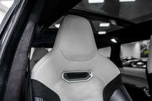 Land Rover Range Rover Sport P575 V8 SVR Carbon Edition