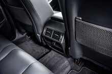 Jaguar E-PACE D204 MHEV R-Dynamic Black