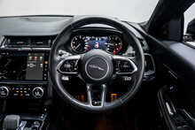 Jaguar E-PACE D204 MHEV R-Dynamic Black