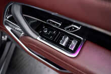 Land Rover Range Rover P400 MHEV HSE