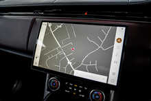 Land Rover Range Rover P400 MHEV HSE