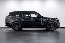 Land Rover Range Rover P400 MHEV HSE