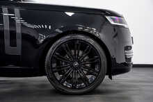 Land Rover Range Rover P400 MHEV HSE