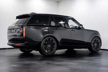 Land Rover Range Rover P400 MHEV HSE