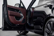 Land Rover Range Rover P400 MHEV HSE