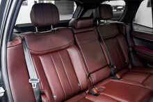 Land Rover Range Rover P400 MHEV HSE