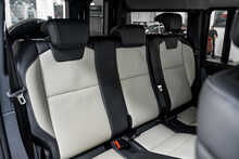 INEOS Grenadier P Fieldmaster Edition