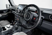 INEOS Grenadier P Fieldmaster Edition