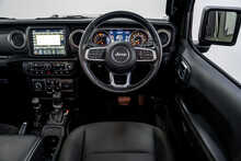 Jeep Wrangler GME Sahara