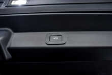 Land Rover Range Rover Sport P400 MHEV Dynamic SE