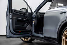 Porsche Cayenne T V8 Turbo GT 