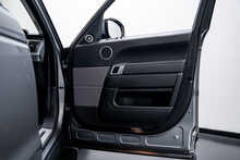 Land Rover Range Rover Sport P400e HSE Dynamic