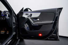 Mercedes-Benz CLA CLA220 AMG Line