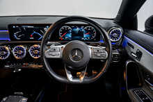 Mercedes-Benz CLA CLA220 AMG Line