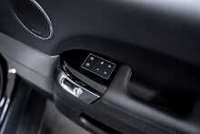 Land Rover Range Rover Sport D300 MHEV HSE Dynamic Black