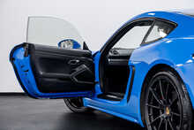 Porsche 718 Cayman GTS