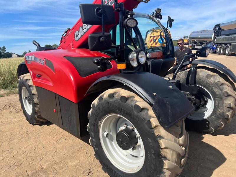 CASE Farmline Telehandler